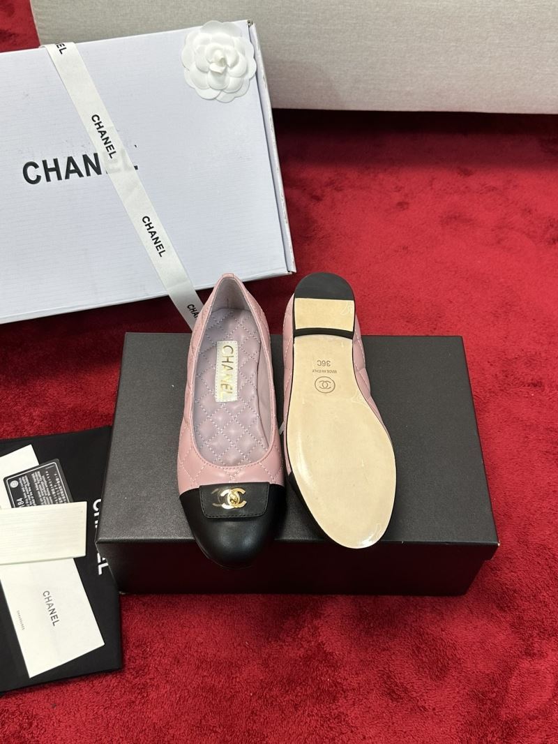 Chanel Low Shoes